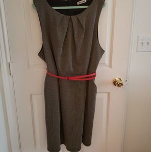 Houndstooth patterned dress